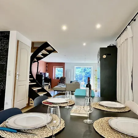 Hébergement de vacances Jolie Maison De Village *